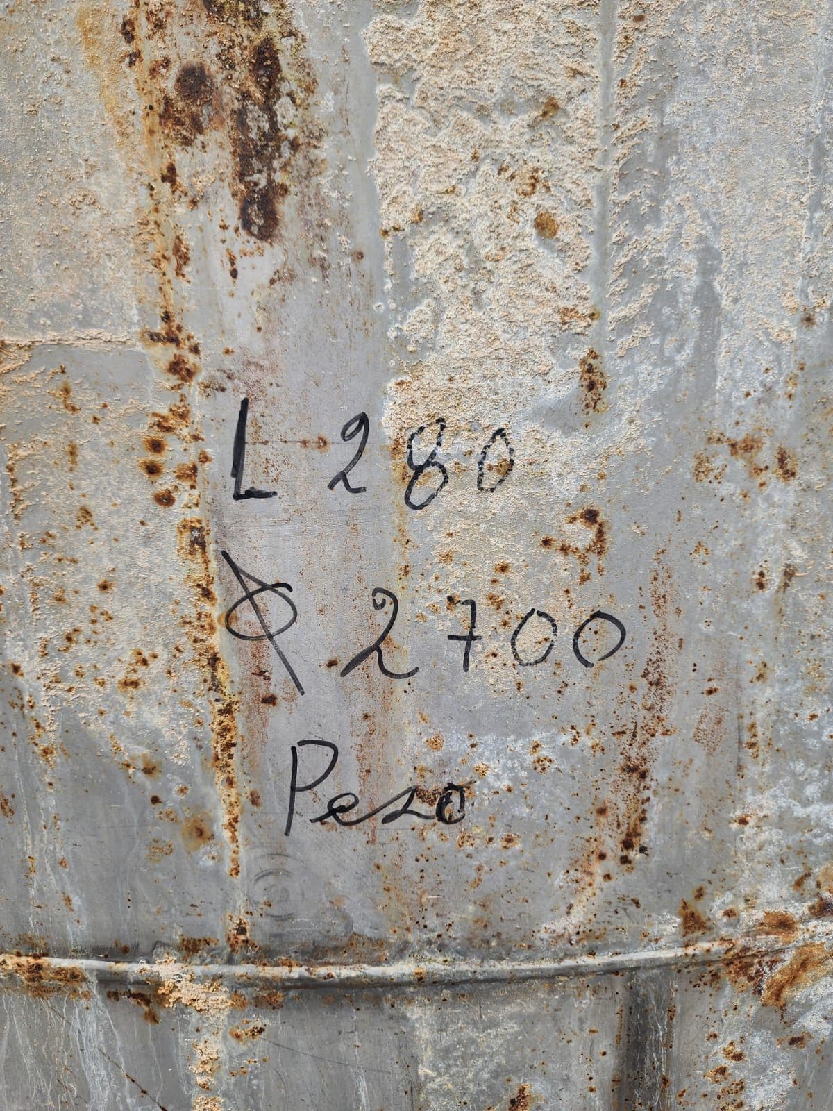 Tanque Industrial — Art. 37 — foto 1